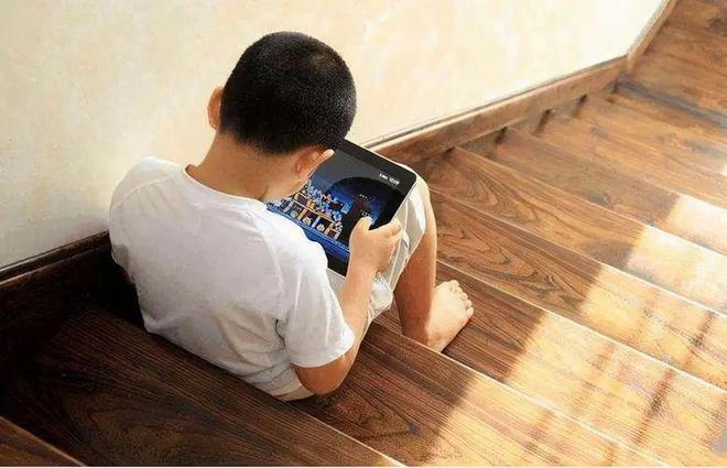 买球的app@家长们孩子沉迷玩游戏已经上瘾如何帮助孩子远离游戏成瘾?(图6) 买球的app@家长们孩子沉迷玩游戏已经上瘾如何帮助孩子远离游戏成瘾?(图6)