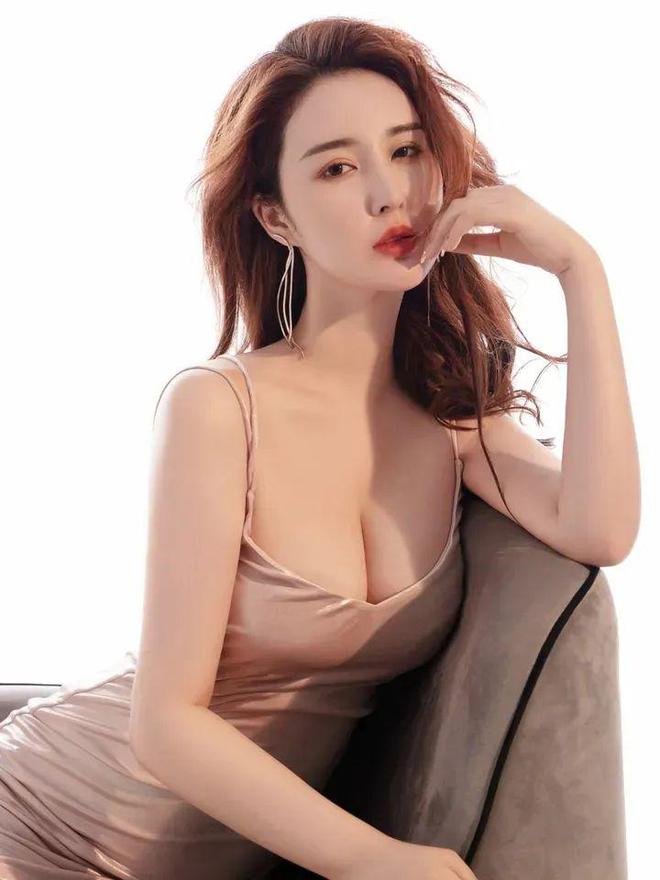 买球软件幽默段子:老公其实很孩子气一次时候老公大概太累没两分钟就SHE了(图3) 买球软件幽默段子:老公其实很孩子气一次时候老公大概太累没两分钟就SHE了(图3)