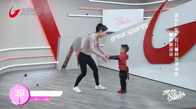 买球的app5个亲子运动小游戏在家也能玩起来!(图3) 买球的app5个亲子运动小游戏在家也能玩起来!(图3)