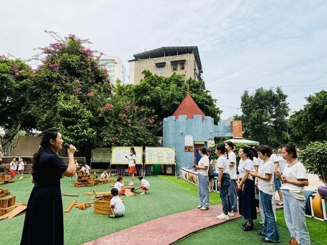 买球的app剑阁县鼓楼幼儿园赴广安幼儿园开展自主游戏教研活动(图2) 买球的app剑阁县鼓楼幼儿园赴广安幼儿园开展自主游戏教研活动(图2)