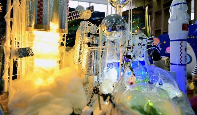 提升全民科学素质 2024年成都市龙泉驿区全国科普日闭买球软件幕(图2) 提升全民科学素质 2024年成都市龙泉驿区全国科普日闭买球软件幕(图2)